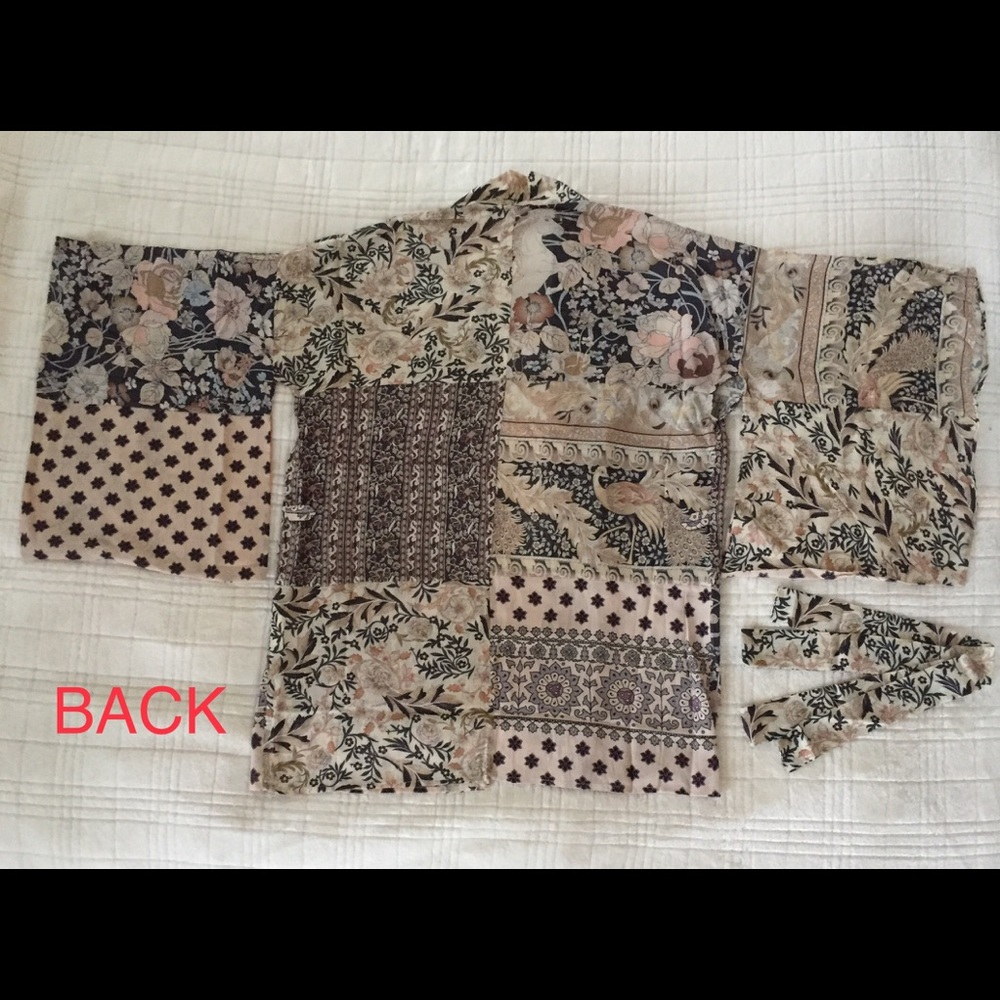 UFT, Sale: Renew Short Robe - Nightfall - Picture 6 of 11